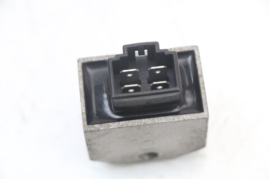 photo de REGULADOR DE CARGA PEUGEOT KISBEE 4T 50 (2010 - 2017)