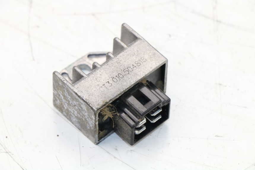 photo de REGULADOR DE CARGA PEUGEOT KISBEE 4T 50 (2010 - 2017)
