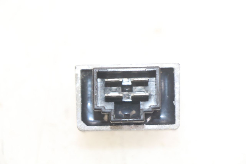 photo de REGULADOR DE CARGA PEUGEOT TREKKER 50 (1998 - 2004)