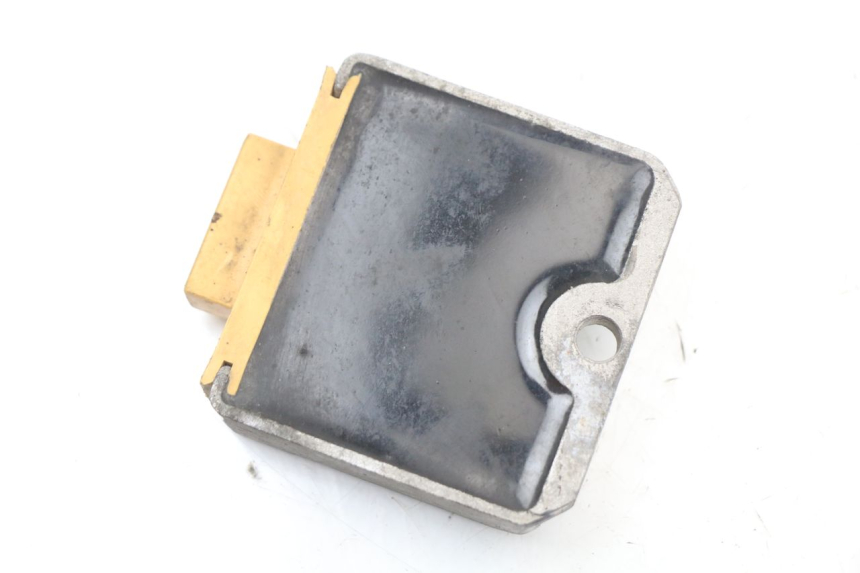 photo de REGULADOR PIAGGIO FLY 4T 50 (2004 - 2010)