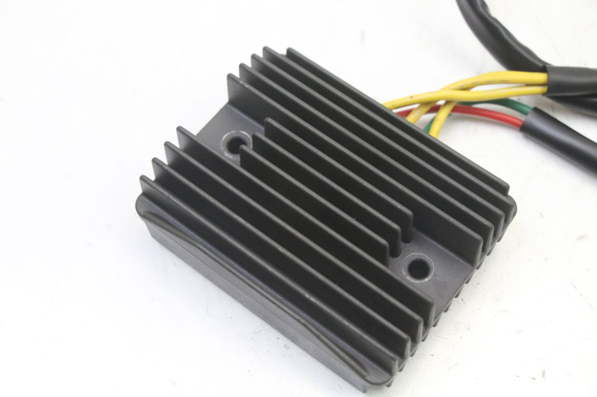 photo de REGULADOR DE CARGA PIAGGIO MP3 500 (2014 - 2016)