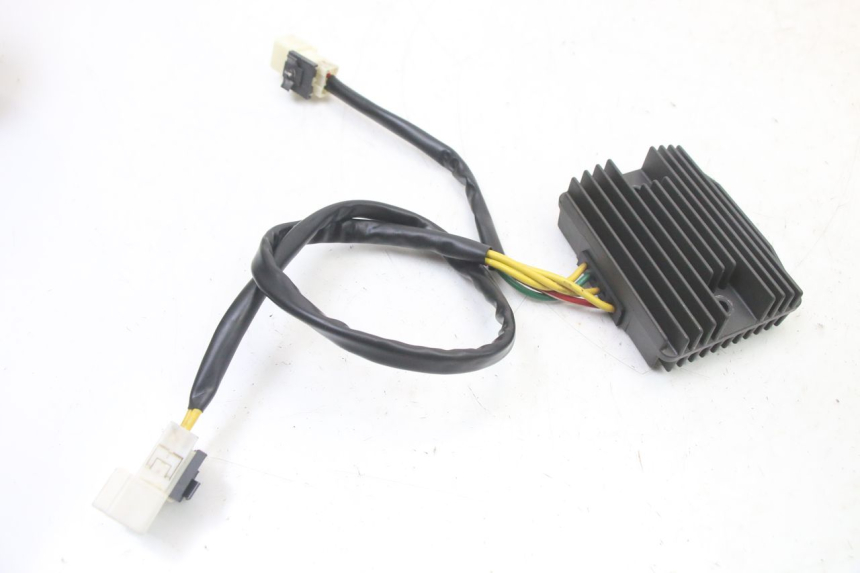photo de REGULADOR DE CARGA PIAGGIO MP3 500 (2014 - 2016)