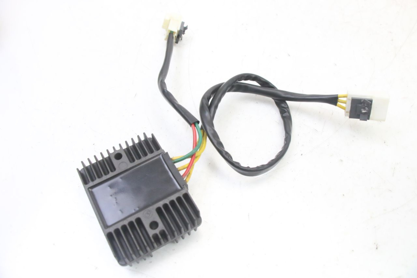photo de REGULADOR DE CARGA PIAGGIO MP3 500 (2014 - 2016)