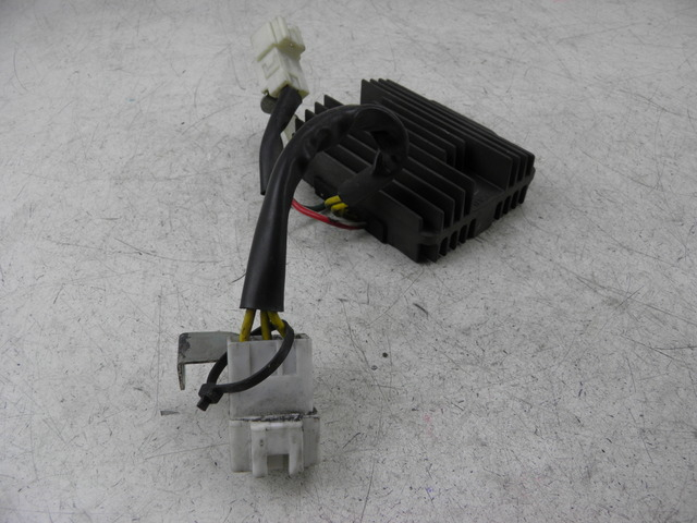 photo de REGULADOR PIAGGIO MP3 LT 300 (2010 - 2016)