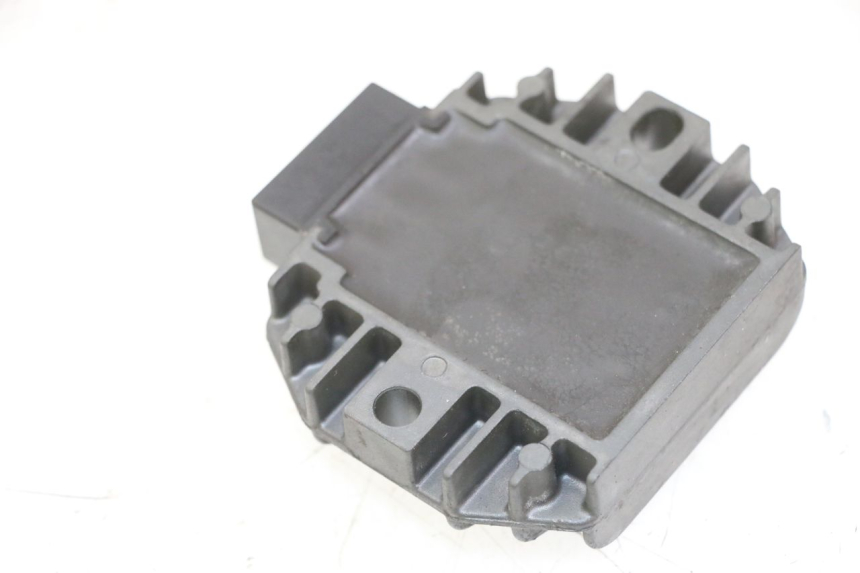 photo de REGULADOR PIAGGIO VESPA LX 150 (2005 - 2013)
