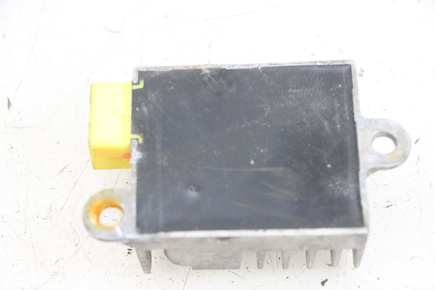 photo de REGULADOR EFUN PUSA 1 - Primer plano técnico