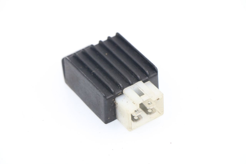 photo de REGULADOR TNT MOTOR ROMA 12' 2T 50 (2007 - 2018)