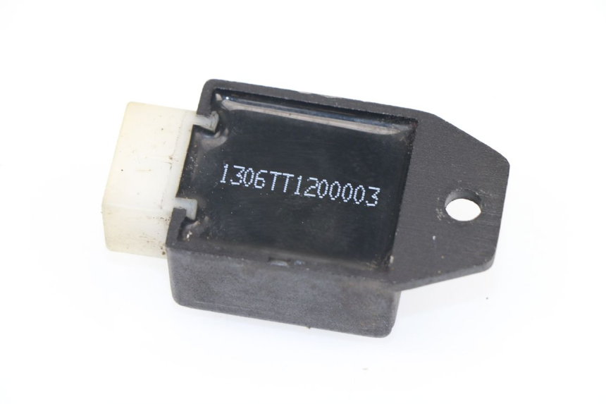 photo de REGULADOR TNT MOTOR ROMA 12' 2T 50 (2007 - 2018)
