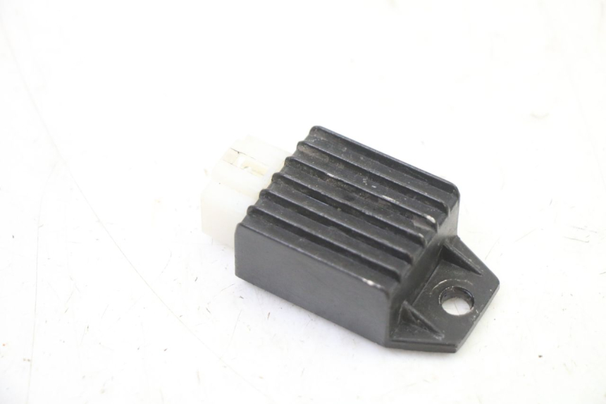 photo de REGULADOR DE CARGA APOLLO RXF 125