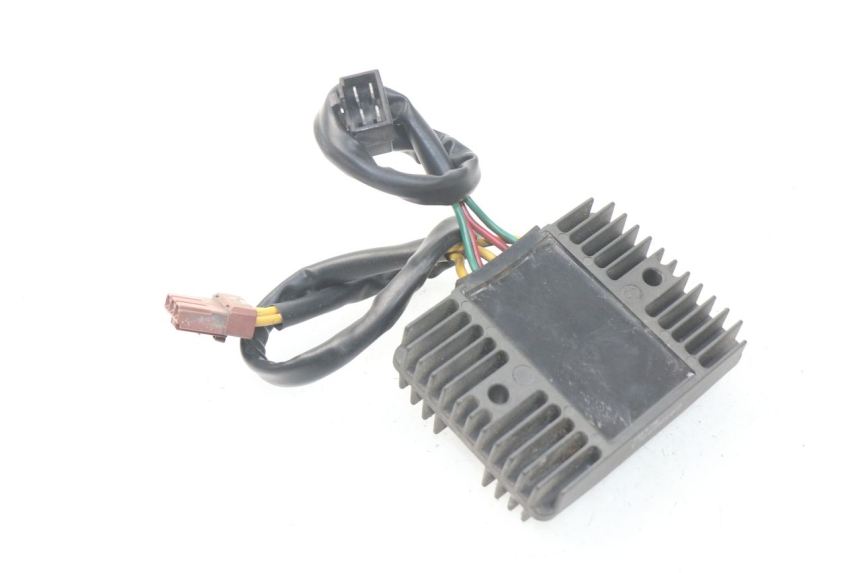 photo de REGULADOR PEUGEOT SATELIS 300 (2012 - 2015) - Detalle de la pieza