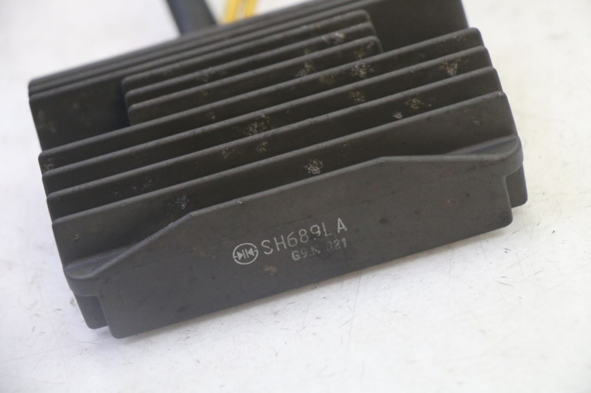 photo de REGULADOR DE CARGA PEUGEOT SATELIS 125 (2006 - 2009)