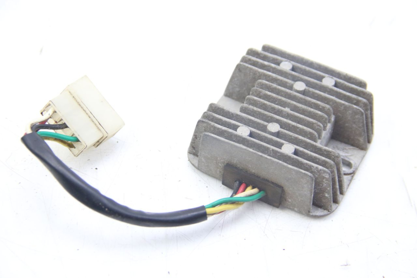 photo de REGULADOR DE CARGA SELECT UP OCTALIS 125 (2007 - 2012)