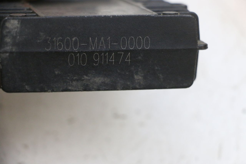 photo de REGULADOR PEUGEOT SPEEDFIGHT 4 4T EFI 50 (2021 - 2025) - Detalle de la pieza