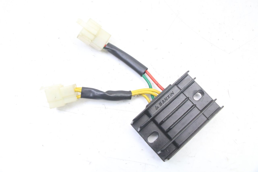 photo de REGULADOR PEUGEOT STREETZONE I 2T 50 (2018 - 2020)