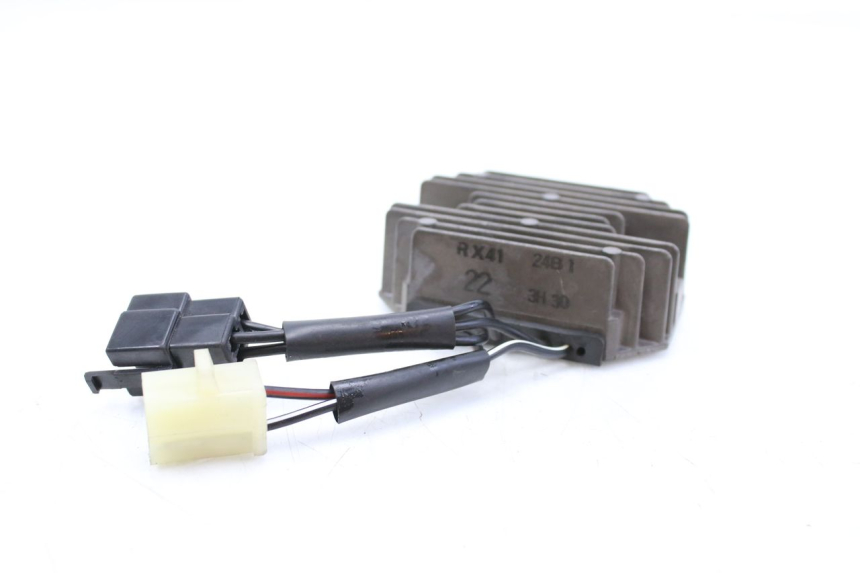 photo de REGULADOR SUZUKI SV S 650 (1999 - 2002)