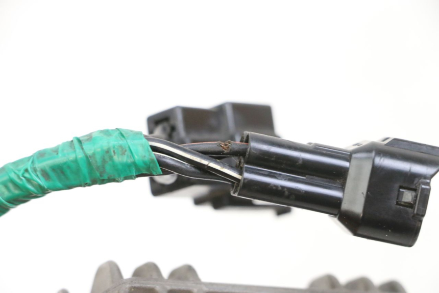 photo de REGULADOR SUZUKI SV S 650 (2003 - 2009) - Recambio usado revisado