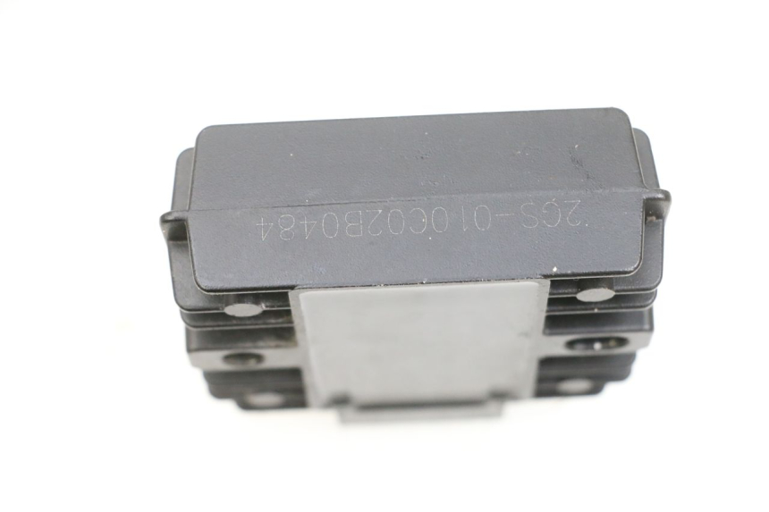 photo de REGULADOR YAMAHA TRICITY 300 (2020 - 2024) - Otra perspectiva