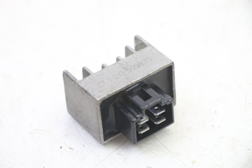 photo de REGULADOR DE CARGA PEUGEOT TWEET 4T 50 (2014 - 2019)