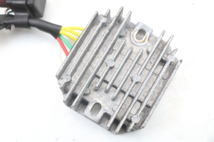 photo de REGULADOR PIAGGIO VESPA PRIMAVERA 4T 50 (2021 - 2024)