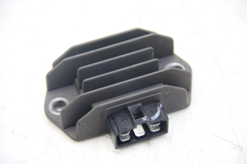 photo de REGULADOR DE CARGA HONDA VISION NSC R 50 (2013 - 2015) - Detalle de la pieza