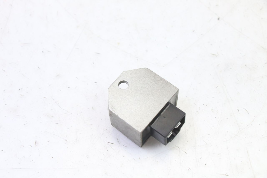 photo de REGULADOR DE CARGA PEUGEOT VIVACITY NEW 4T 50 (2008 - 2017)