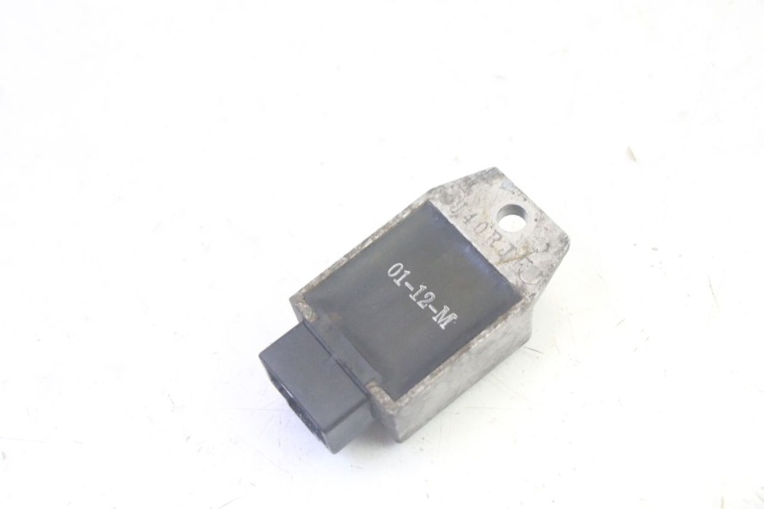 photo de REGULADOR PEUGEOT VIVACITY 100 (1999 - 2008) - Otra perspectiva