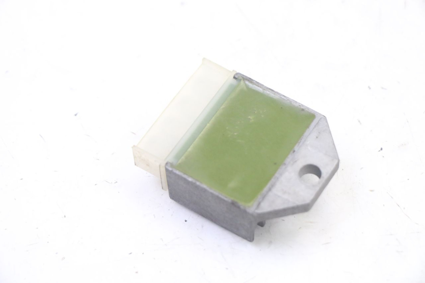 photo de REGULADOR YAMAHA WHY 50 (1998 - 2000)