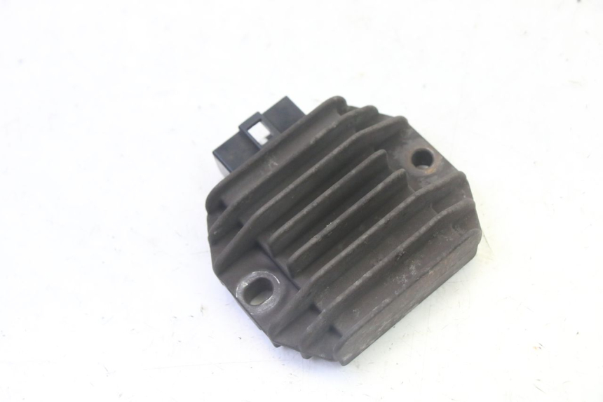 photo de REGULADOR DE CARGA YAMAHA X-MAX XMAX 125 (2010 - 2014)