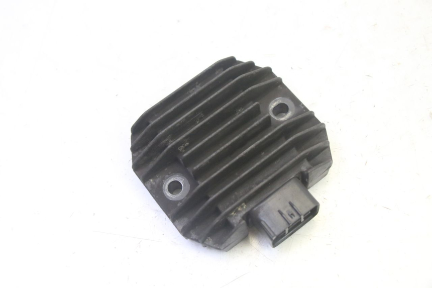 photo de REGULADOR DE CARGA YAMAHA X-MAX XMAX 250 (2006 - 2009)