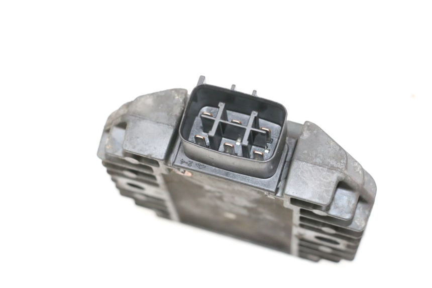photo de REGULADOR DE CARGA YAMAHA XMAX X-MAX 125 (2006 - 2009) - Zoom estado de uso