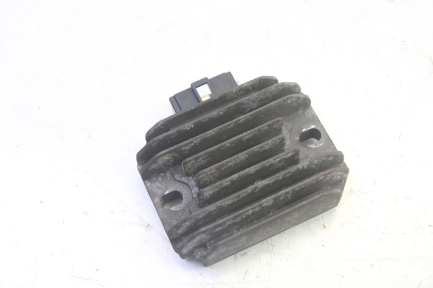 photo de REGULADOR DE CARGA PIAGGIO XEVO - X EVO 125 (2007 - 2017) - Vista principal