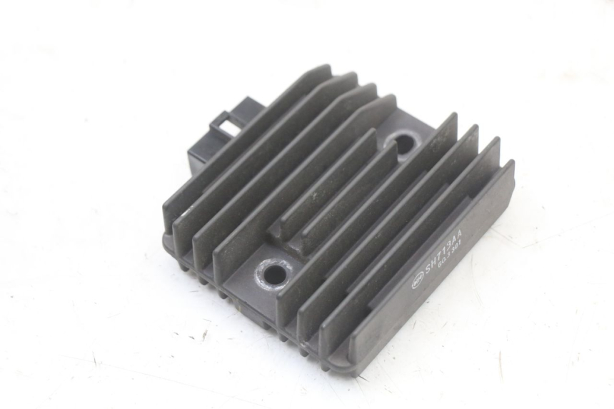 photo de REGULADOR YAMAHA XJ6 ABS 600 (2008 - 2016)