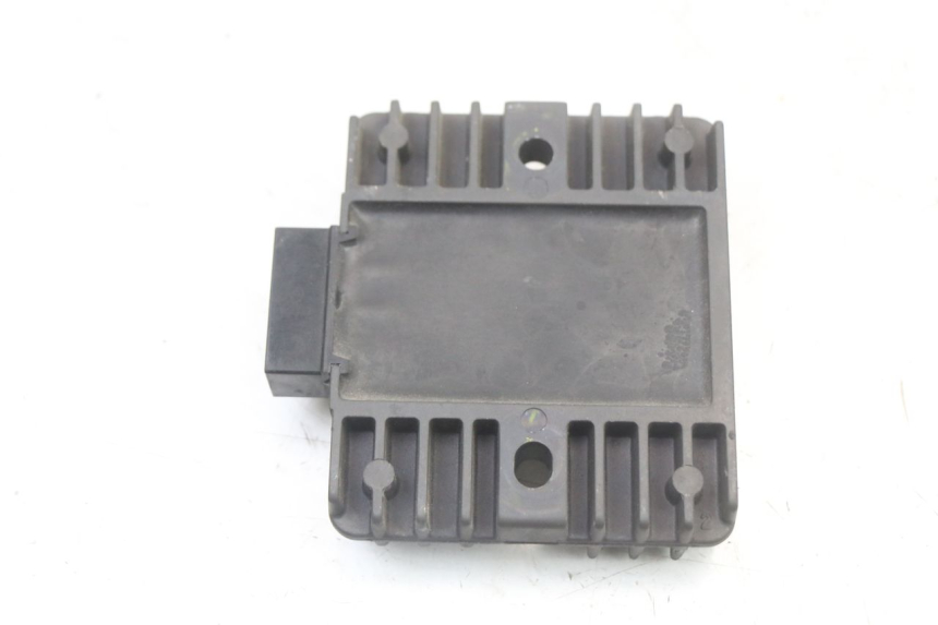 photo de REGULADOR YAMAHA XJ6 ABS 600 (2008 - 2016)