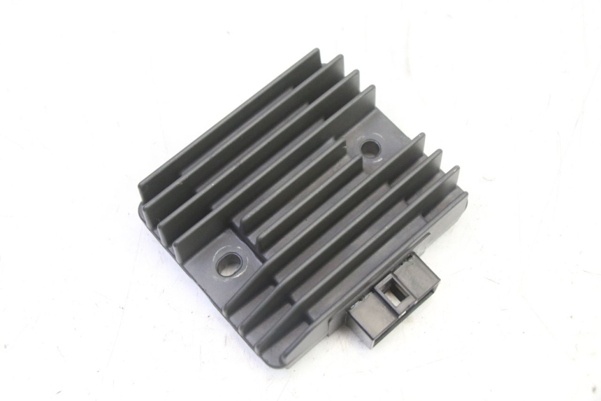 photo de REGULADOR YAMAHA XJ6 ABS 600 (2008 - 2016)