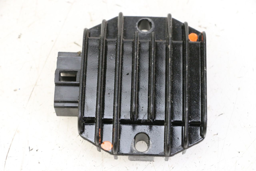 photo de REGULADOR YAMAHA XJN DIVERSION 600 (2000 - 2003)