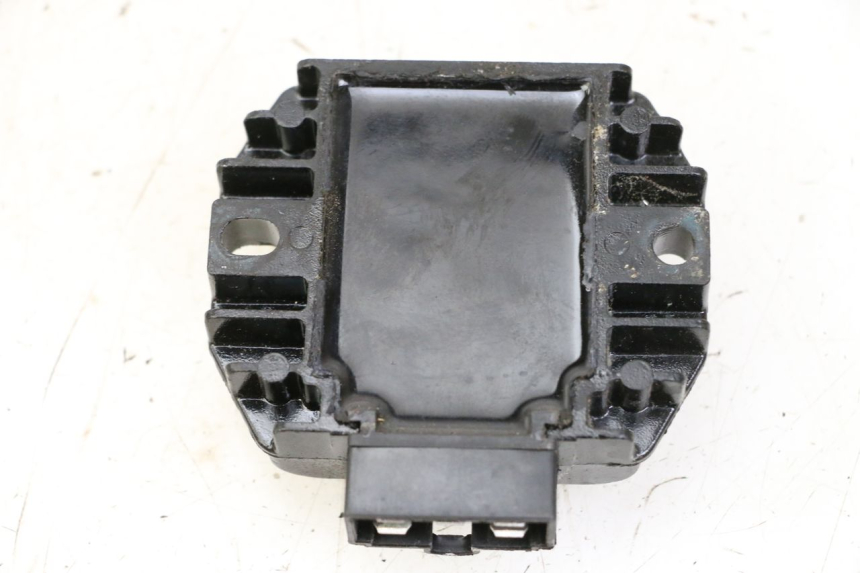 photo de REGULADOR YAMAHA XJN DIVERSION 600 (2000 - 2003)