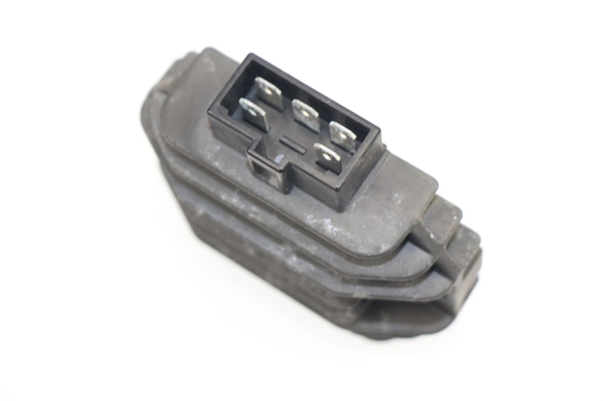photo de REGULADOR DE CARGA YAMAHA YP MAJESTY 125 (2002 - 2006)