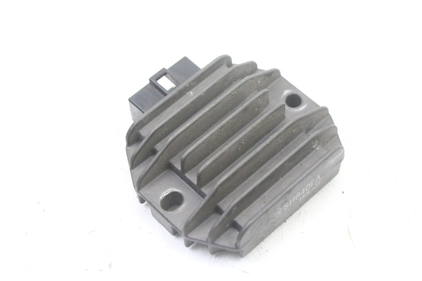 photo de REGULADOR DE CARGA YAMAHA YP MAJESTY 125 (2007 - 2010)