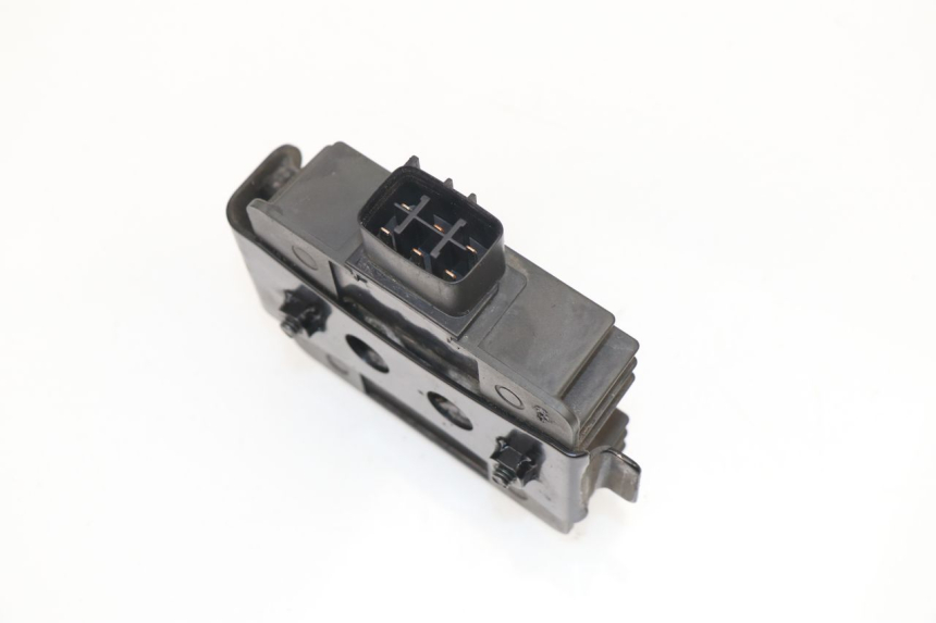 photo de REGULADOR KAWASAKI Z800 Z ABS 800 (2013 - 2017) - Zoom estado de uso