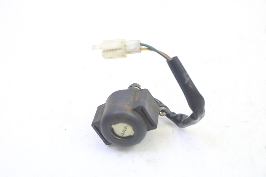 photo de RELE ARRANQUE QUADRO 4 4D 350 (2015 - 2018)