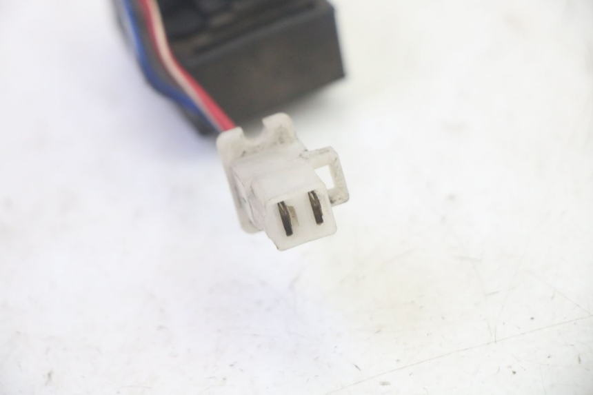 photo de RELE ARRANQUE SUZUKI BURGMAN 125 (2007 - 2014) - Otra perspectiva