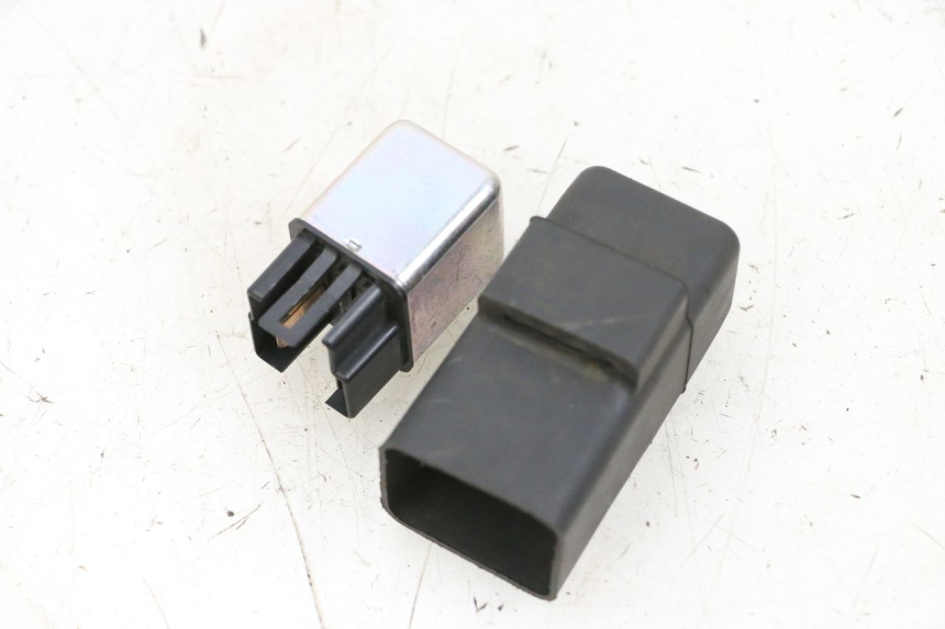 photo de RELE ARRANQUE MBK FLIPPER 115 (2013 - 2017) - Otra perspectiva