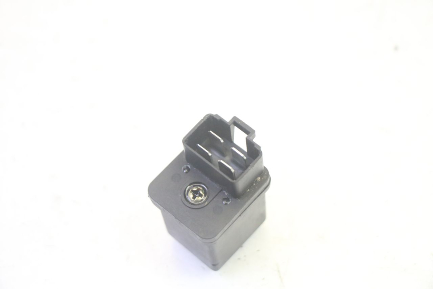 photo de RELE ARRANQUE PEUGEOT KISBEE 4T 50 (2018 - 2022) - Zoom estado de uso