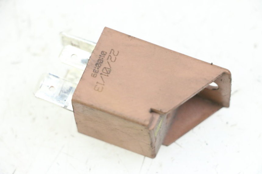 photo de RELE ARRANQUE PIAGGIO VESPA S 2T 50 (2007 - 2014)