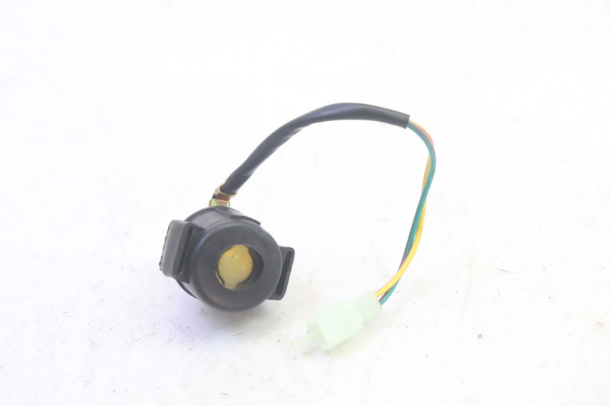 photo de RELE ARRANQUE TNT MOTOR ROMA 10' 4T 50 (2019 - 2022) - Otra perspectiva