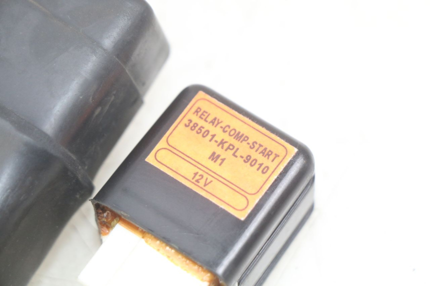 photo de RELÉ DE ARRANQUE HONDA SCV LEAD 100 (2003 - 2007)