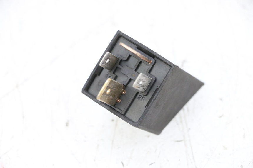 photo de RELE ARRANQUE PIAGGIO VESPA GTS SUPER IE 125 (2009 - 2016) - Detalle de la pieza