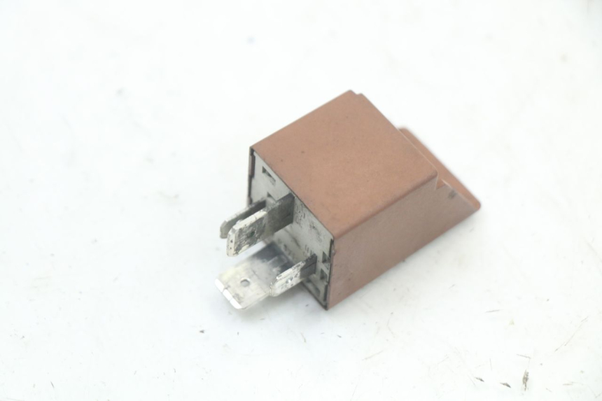 photo de RELE ARRANQUE PIAGGIO XEVO - X EVO 125 (2007 - 2016) - Detalle de la pieza