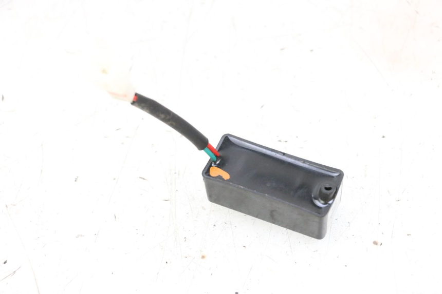 photo de RELÉ ELÉCTRICO KYMCO AGILITY 4T 50 (2018 - 2022) - Otra perspectiva