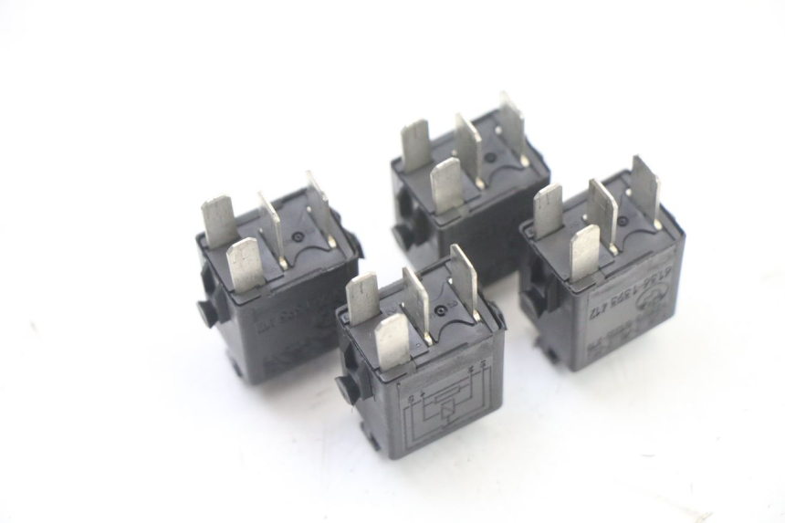 photo de RELÉ ELÉCTRICO BMW C1 125 (2000 - 2003)